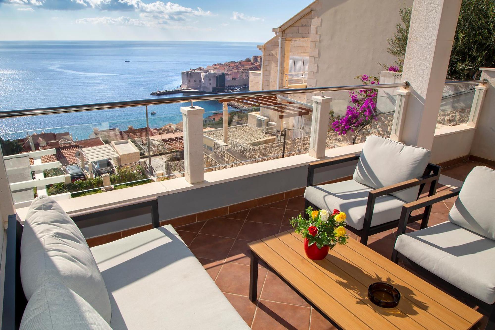 73 Stairs Apartment Дубровник Екстериор снимка